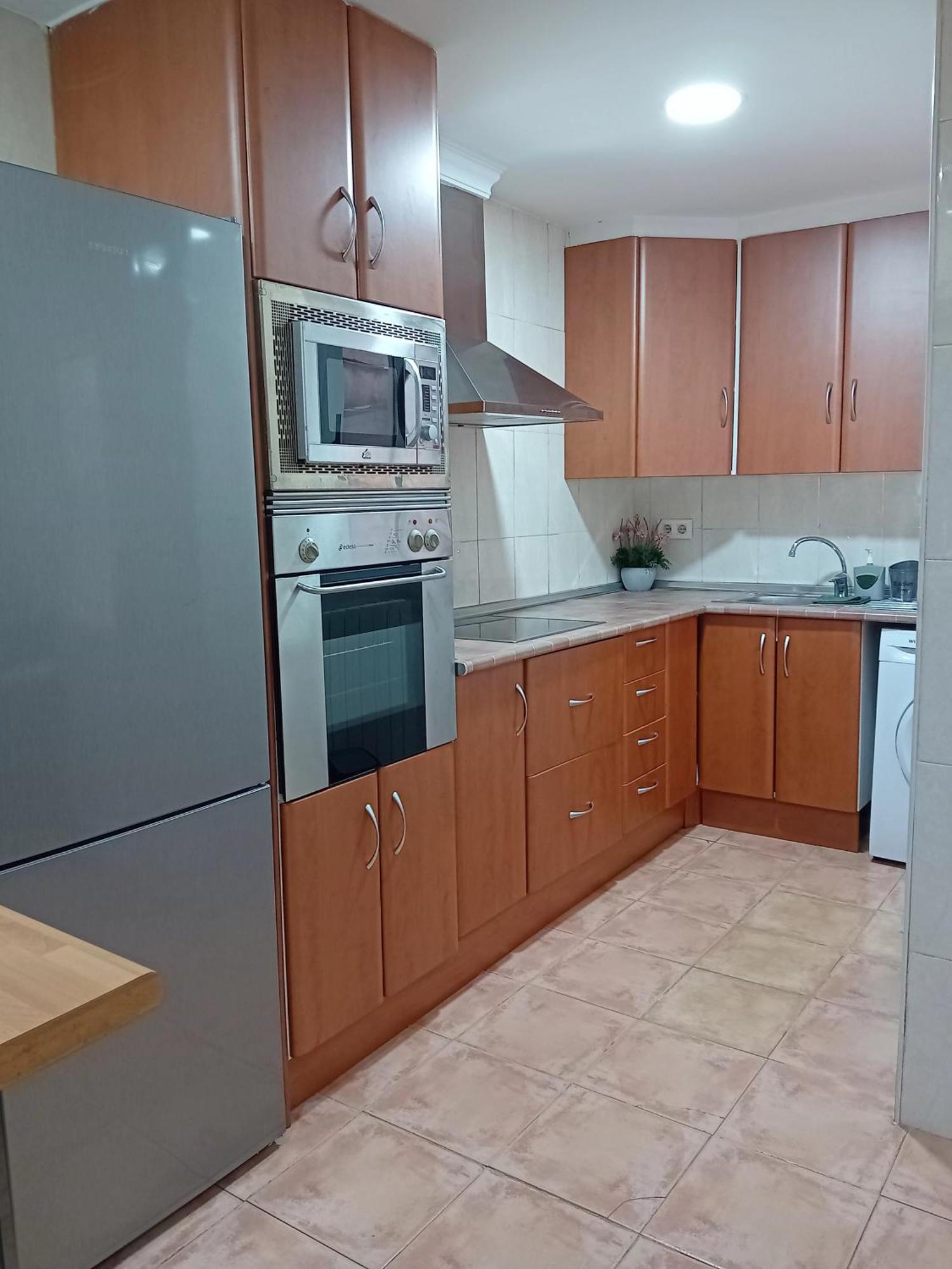 Amplio Apartamento Centro De Alicante Eksteriør billede