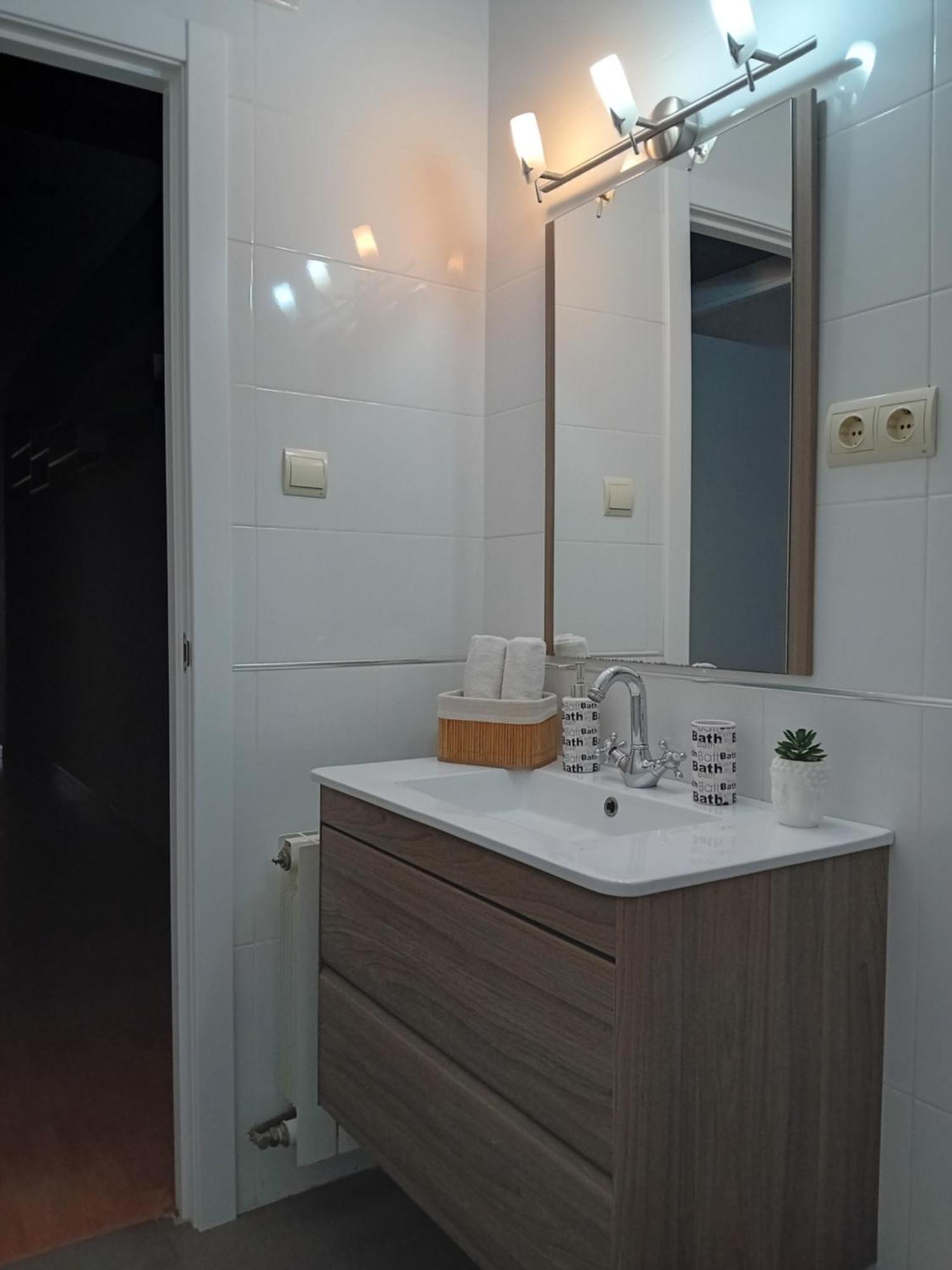Amplio Apartamento Centro De Alicante Eksteriør billede
