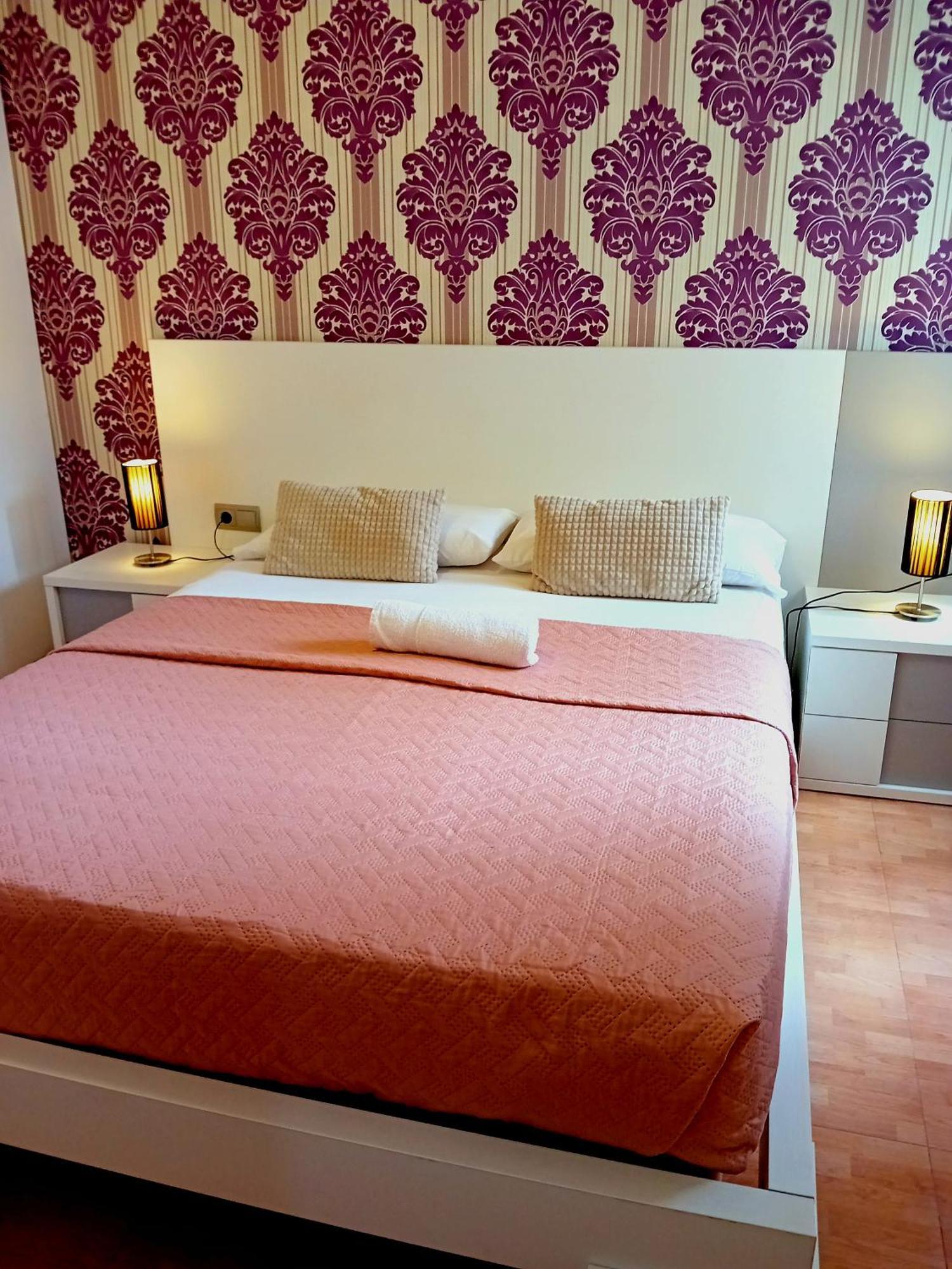 Amplio Apartamento Centro De Alicante Eksteriør billede